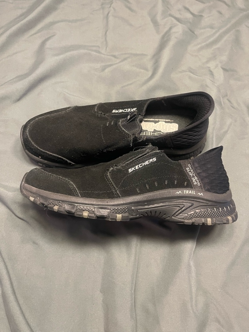 Skechers Black step ins Trail Loafers